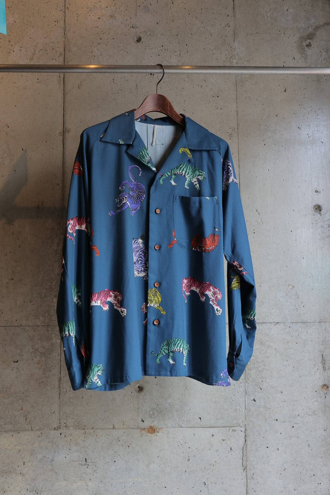 LONG SLEEVE ALOHA SHIRT