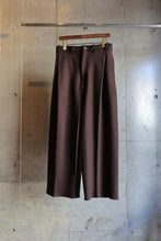 画像をギャラリービューアに読み込む, Draping crotch box pleats trousers
