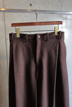 画像をギャラリービューアに読み込む, Draping crotch box pleats trousers
