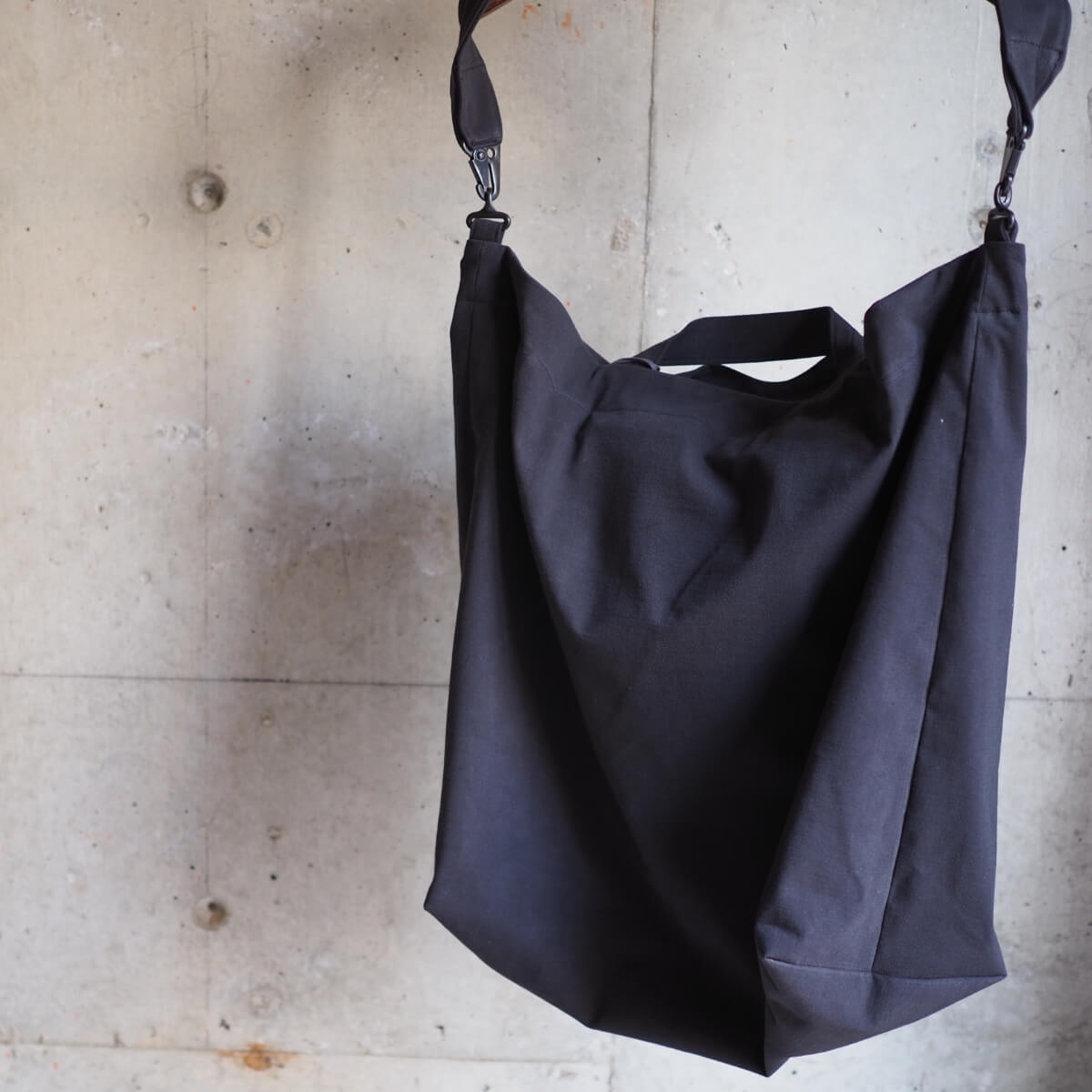 CARRY DETACHABLE BAG